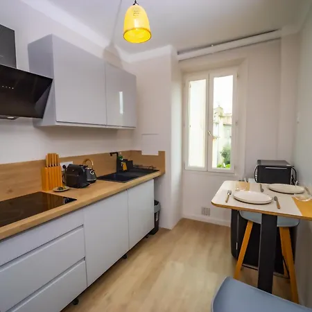 #302-heart Of Vieil - Place Nationale-high-end Newly Renovated & Furnished Antibes