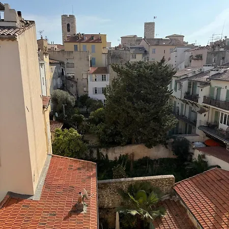 #302-heart Of Vieil - Place Nationale-high-end Newly Renovated & Furnished *